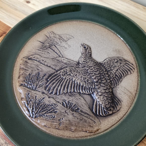 Set of 2 Vintage Poole England Pheasant Wall Decor Plates - No.68/No.36 of 5000 - Picture 8 of 10